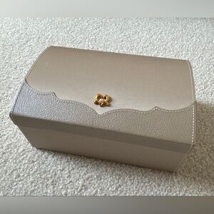 Mimimoto Silk Pearl Jewelry Organizer box Japan Asian taupe tan cream mink gold